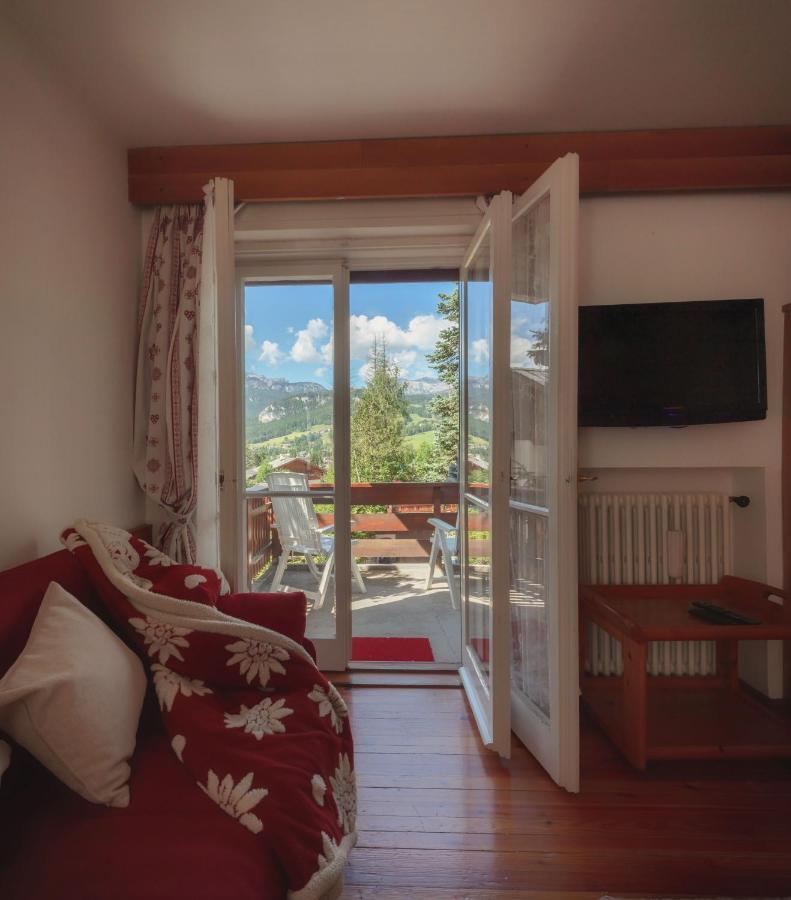 Cortina-House Apartamento Cortina dʼAmpezzo Exterior foto